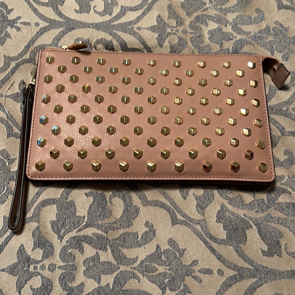Michael Kors Daniela Wristlet in Fawn